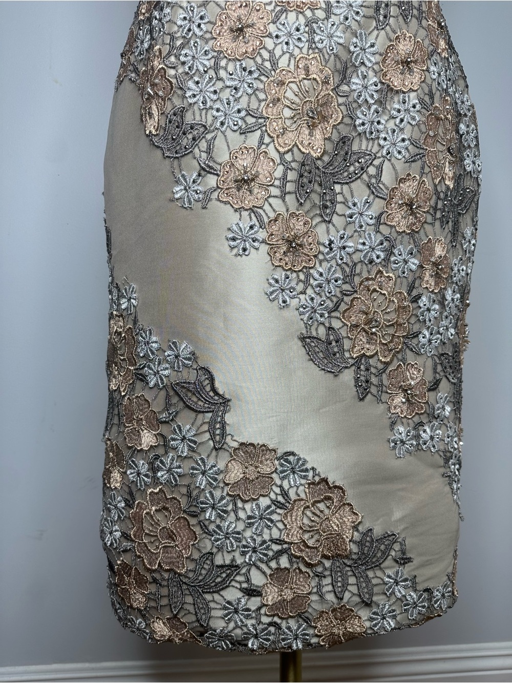 Terani Couture - One Shoulder Floral Cocktail Dress - Picture 4 of 16